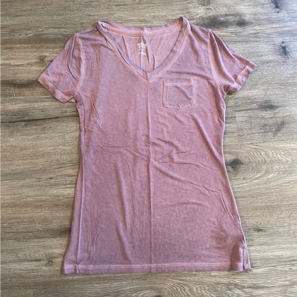 Mossimo Supply Co. Faded Pink V-Neck Casual Distressed T-Shirt